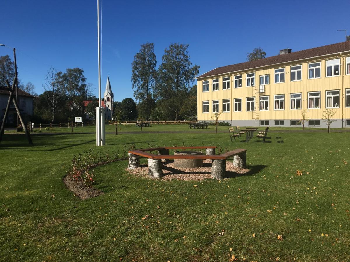 Hostel Kalvs Skolhus Exteriér fotografie